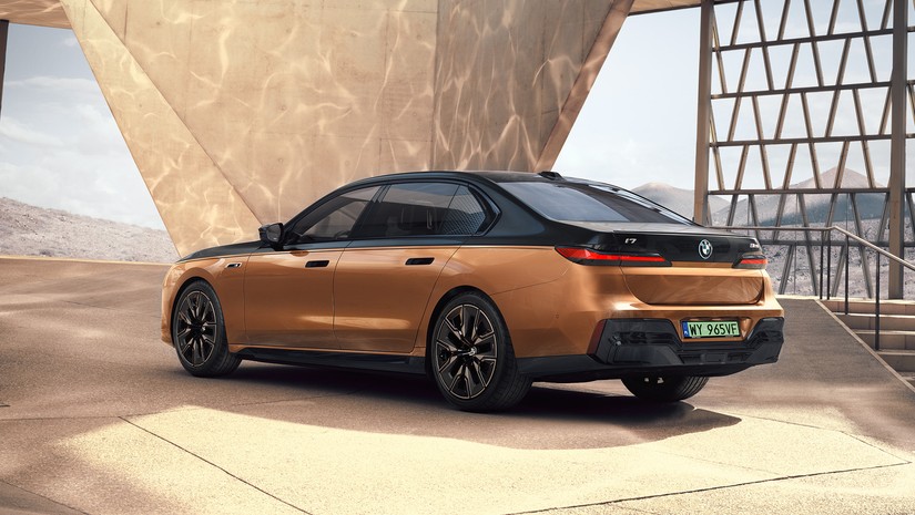 BMW i7 M70 xDrive Limuzyna - zdjęcie poglądowe