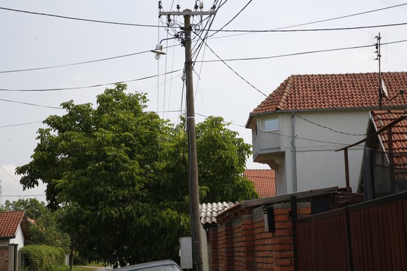 Na svakom ćošku u ulici u kojoj žive Jovanovići postavljene su kamere