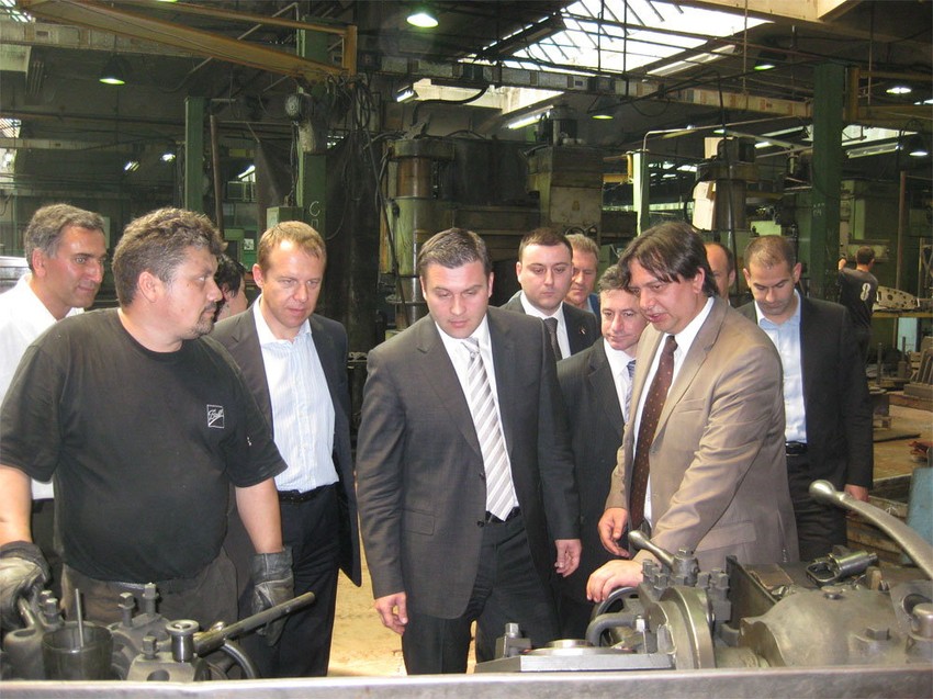 Član Gradskog veća Miroslav Čučković i ministar Nebojša Ćirić obišli fabriku IMR