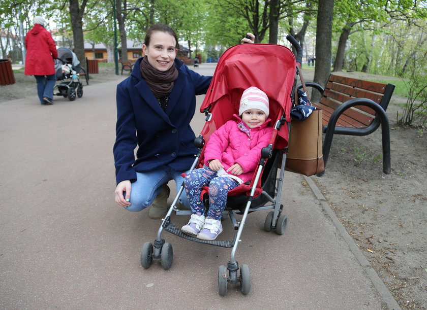 Karolina Szczypińska (28 l.) z córką Marysią (3 l.):