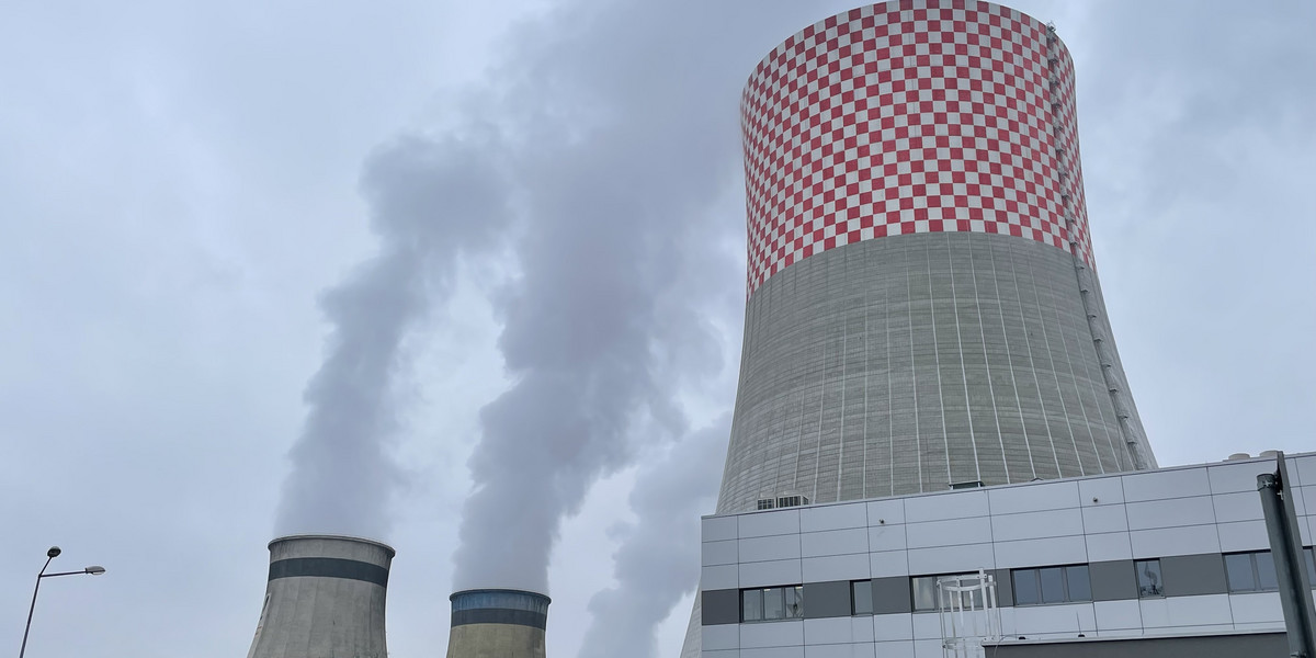 Blok węglowy w Elektrowni Jaworzno niedługo po uruchomieniu stanął z powodu awarii. 
