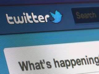 Kali z Twittera i Facebooka