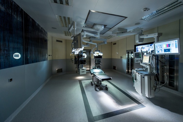 NOWY BLOK OPERACYJNY W WOJSKOWYM SZPITALU