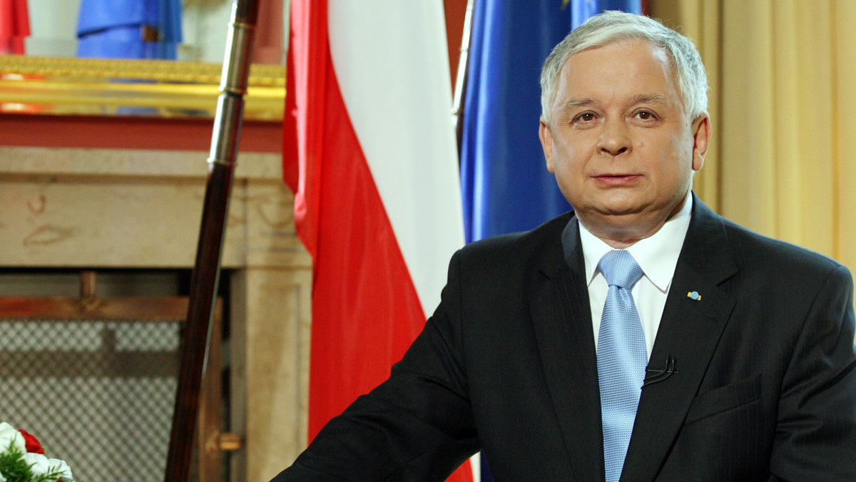 Jutro o 10 rano prezydent Lech Kaczyński wygłosi w Sejmie orędzie do narodu - poinformowała telewizja TVN24. Orędzie ma dotyczyć stanu gospodarki.