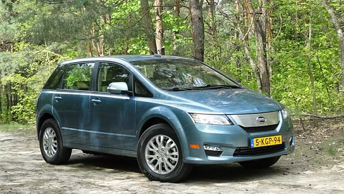 BYD E6