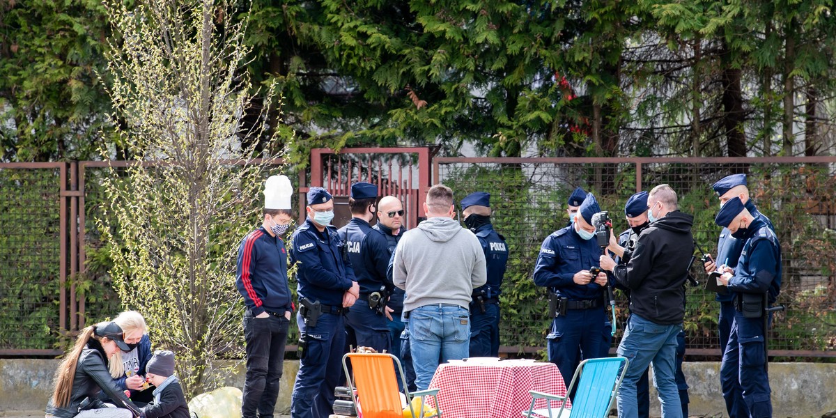 Nietypowy happenig pod domem Jarosława Kaczyńskiego. 