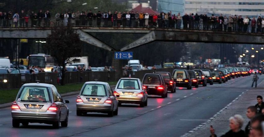 trumny, kondukt, Lech Kaczyński, katastrofa, śmierć prezydenta, Smoleńsk, Katyń