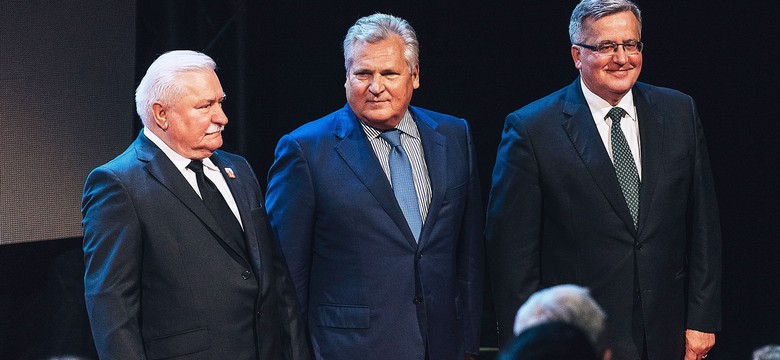Byli prezydenci oceniają zmiany w rządzie. "To jakiś eksperyment, byle udany"