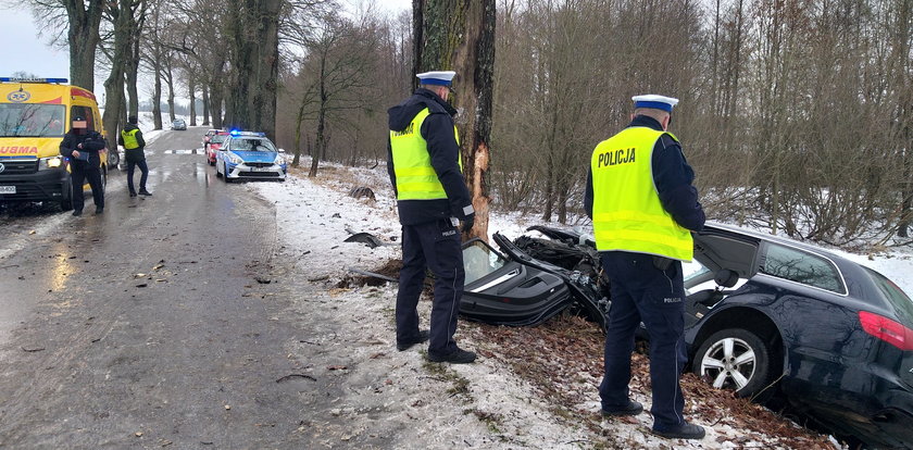 Tragiczny wypadek koło Węgorzewa. Zginęła 25-letnia kobieta