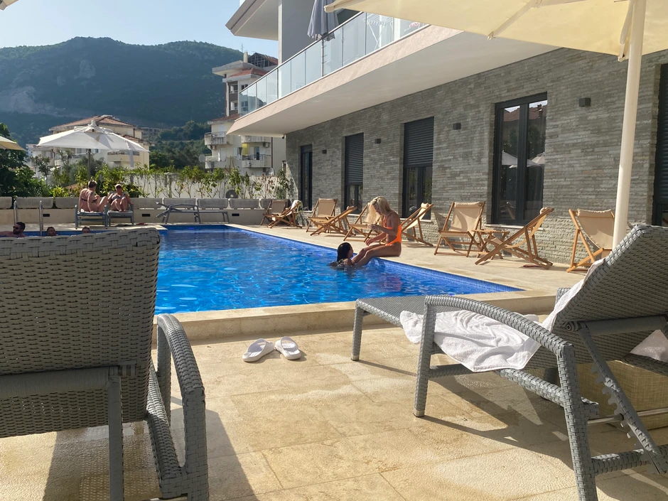 Mahrina i Ema Radujko