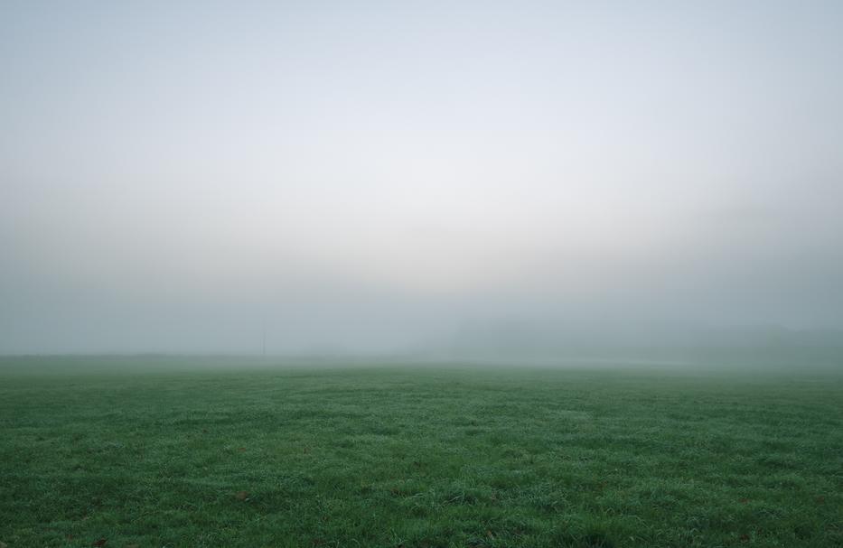 A tartós köd miatt 10 megyére adtak ki elsőfokú figyelmeztetést / Fotó: Pexels