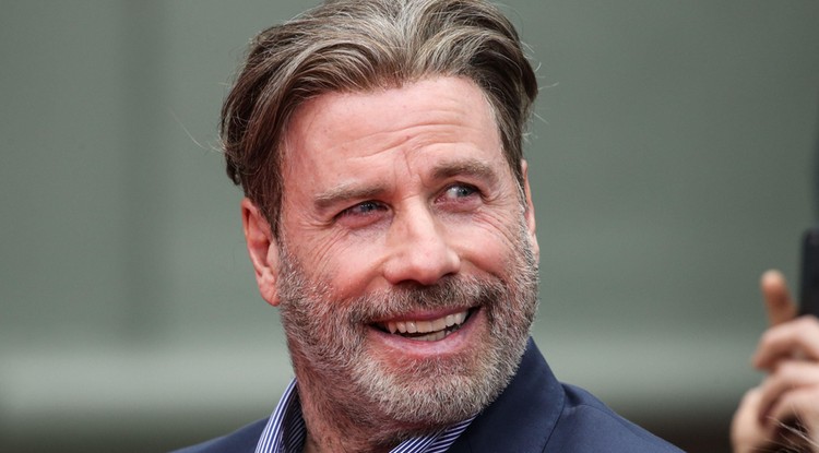 Elképesztő változás! John Travolta felismerhetetlen legújabb fotóján