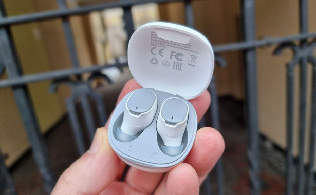 HTC Earbuds