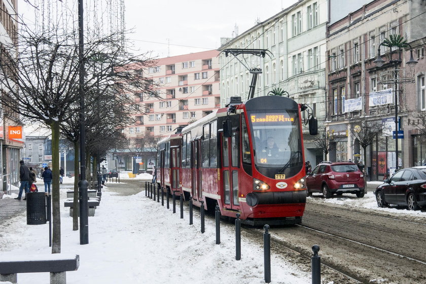 Zabrze. Pasażerowie narzekają na linię 5 jeżdżącą między Bytomiem i Zabrzem