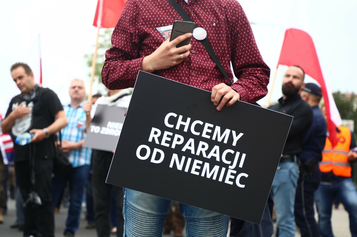 Niemcy nie rozliczyły się z wojny? Polacy zabrali głos w sprawie reparacji [SONDAŻ]