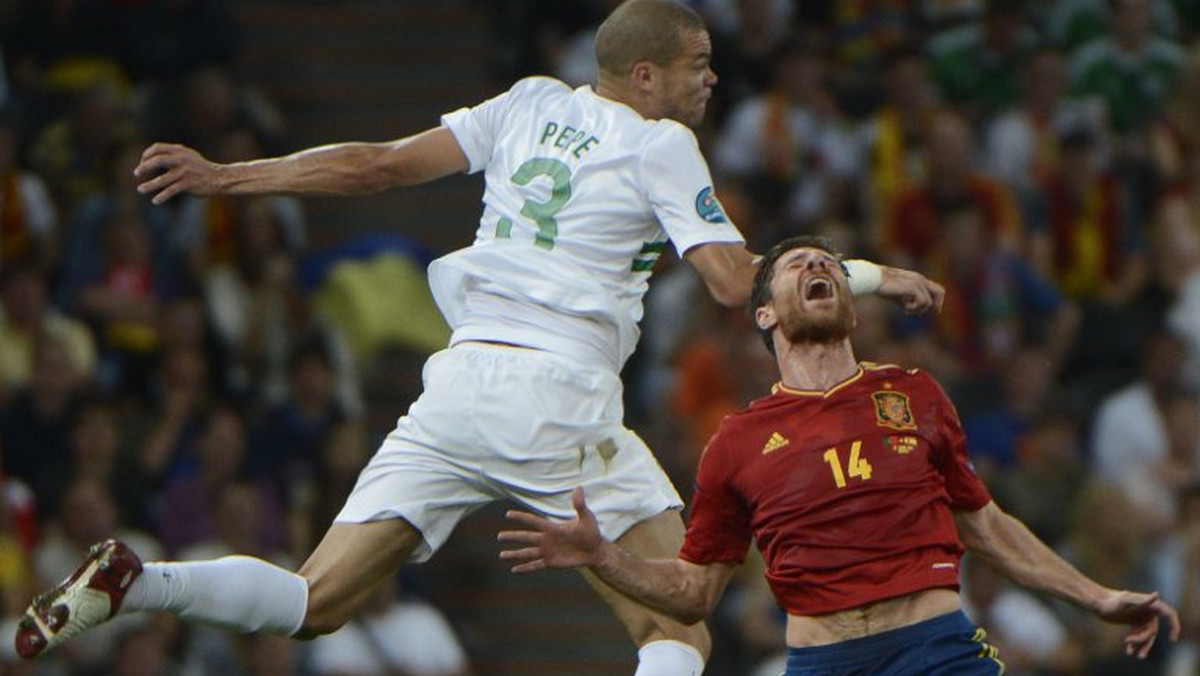- Karne to zawsze loteria. W trakcie meczu byliśmy świetnie zorganizowani i rywale nie potrafili zagrozić naszej bramce - powiedział po porażce z Hiszpanią (2:4 w karnych) w półfinale Euro 2012 portugalski obrońca Pepe.