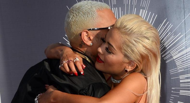 Rita Ora and Chris Brown tight hug at MTV VMA's 2014