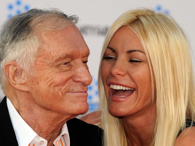 Hju Hefner i Kristal Hefner