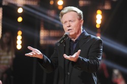 Michał Bajor z dwiema płytami w 2017 roku. Pierwsza już w kwietniu