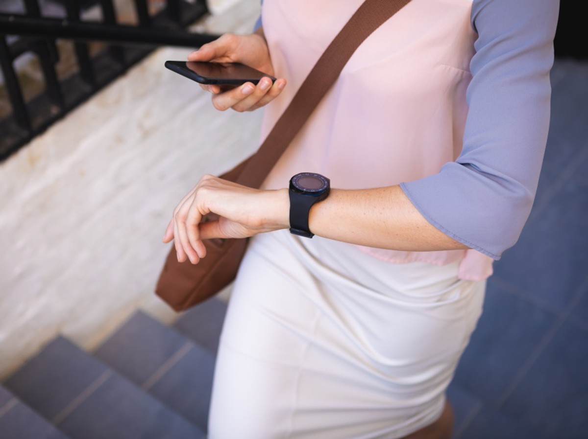 Chodzenie. Spacer. Smartwatch.