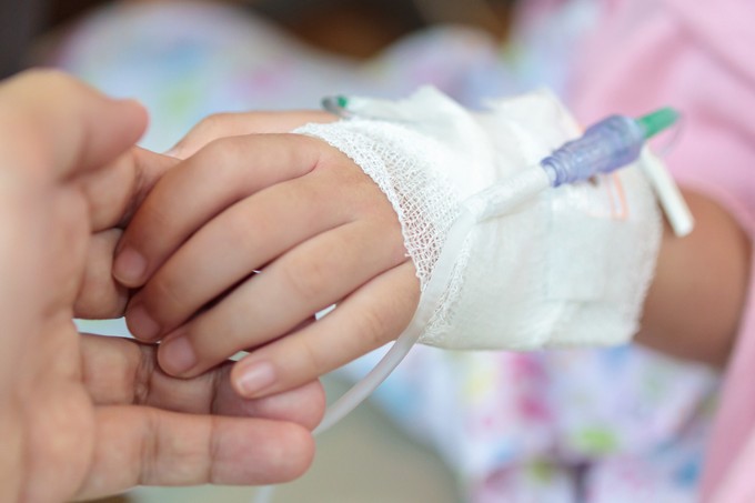 "Gyógyító" csokoládé - kórházban fekvő gyermekek számára rendeztek gyűjtést