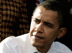 Uzbrojeni strażnicy w szkołach? Obama sceptyczny