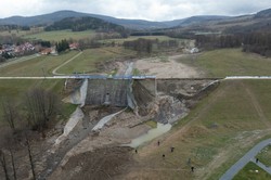 Katastrofa w Stroniu Śląskim. Nadzór budowlany podał przyczyny uszkodzenia zapory