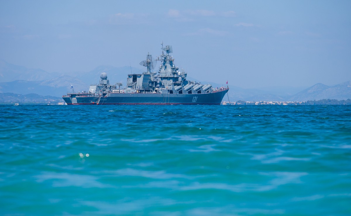 Rosyjski krążownik rakietowy "Moskwa"