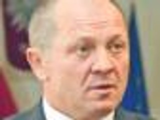 Sawicki: Rolnicy nie obronią się przed podatkiem dochodowym