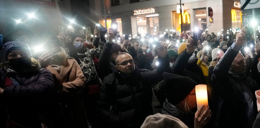 Protesti u Poljskoj zbog smrti trudnice