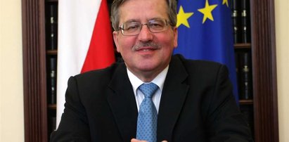 Wyścig na podpisy. Komorowski ma już pół miliona!