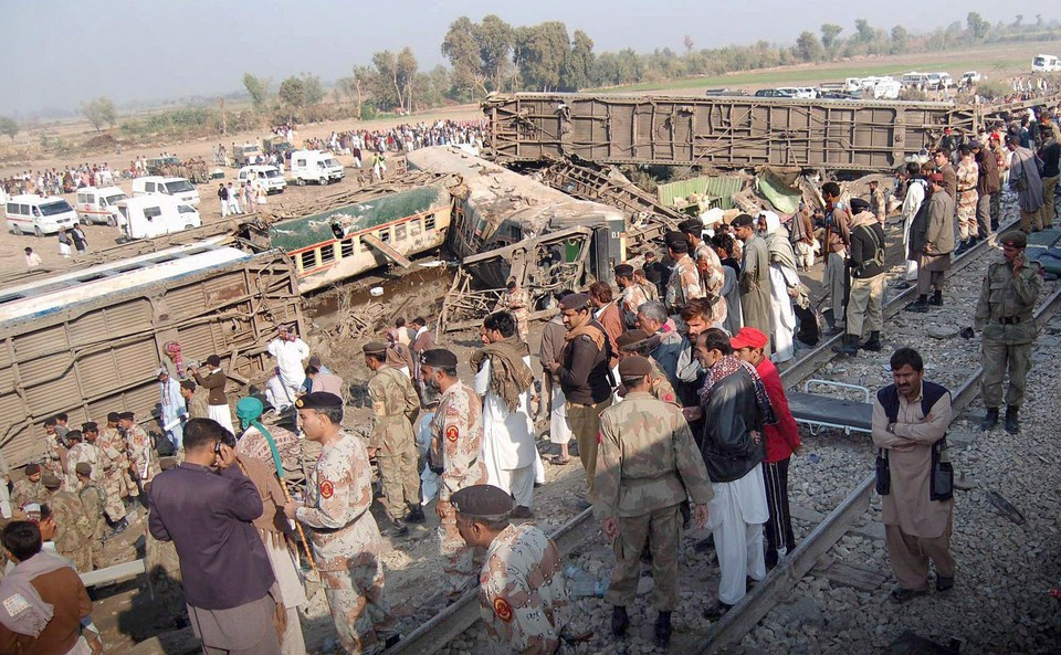 PAKISTAN WYKOLEIŁ SIĘ POCIĄG