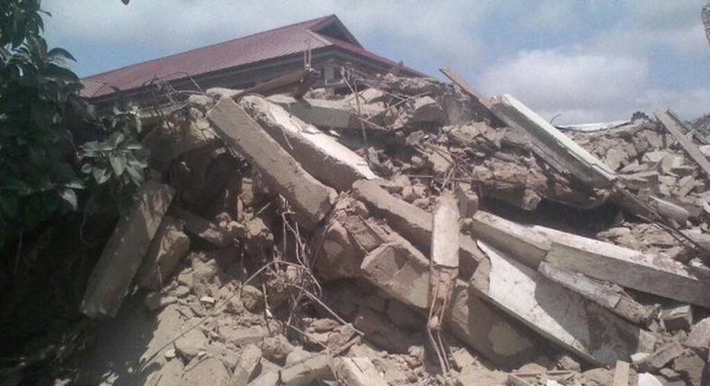 Five storey building collapses