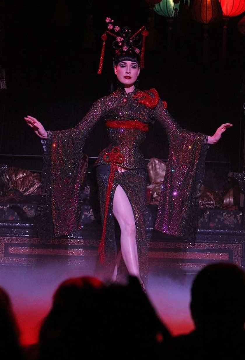 Dita Von Teese show