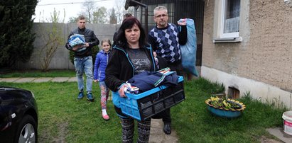 Połowa ich domu zniknęła. Po tygodniu stracili dach nad głową