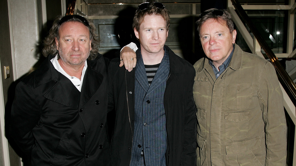Grupa New Order szykuje nowe wydawnictwo. Będzie to zestaw odrzutów z ostatniej sesji zespołu.