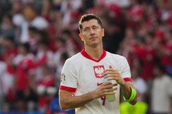 Niemiecki dziennik zwraca uwagę na memy z Robertem Lewandowskim i Igą Świątek. "Kryją prawdę"