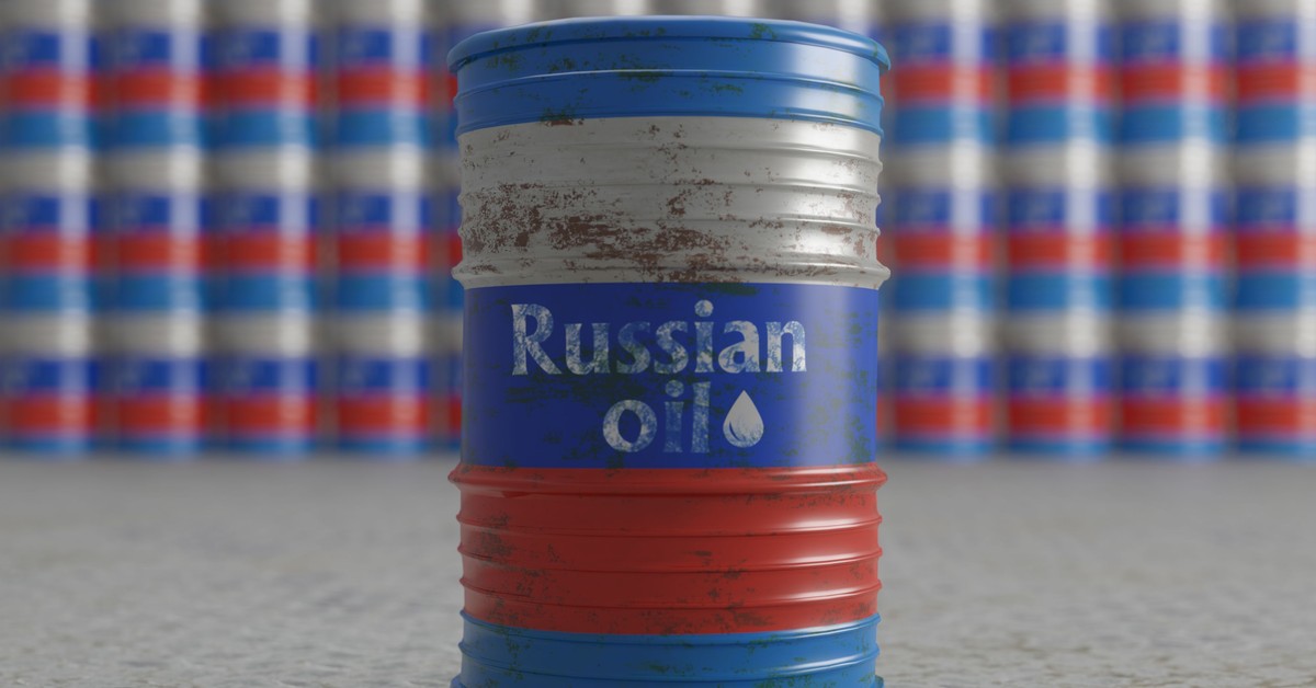 Rosja zmniejsza wydobycie ropy. "Dziennie o 500 tys. baryłek mniej"