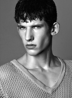 Tesztfotó (Icon Model Management)