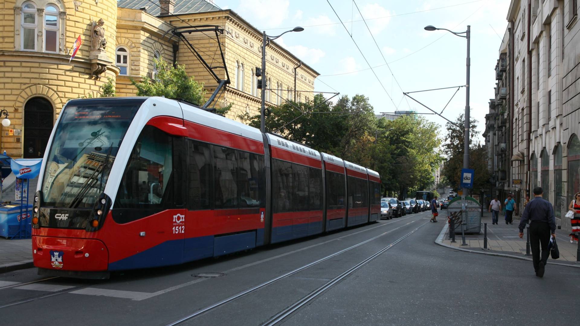 Tramvajdžija pokupio smeće bahatih sugrađana i ponudio rešenje za čistiji grad