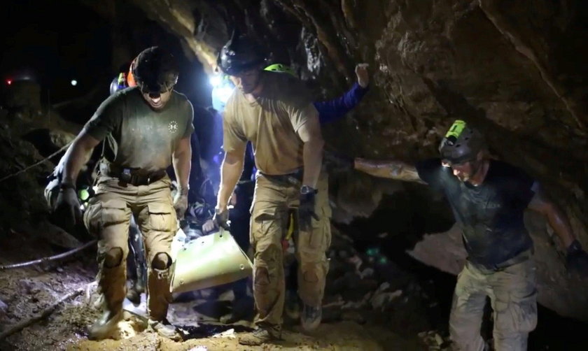 Akcja ratunkowa w jaskini Tham Long mogła przerodzić się w dramat