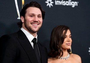 Džoš Alen i Hejli Stajnfeld