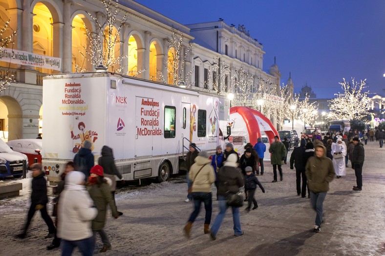 Mobilny ambulans Fundacji Ronalda McDonalda