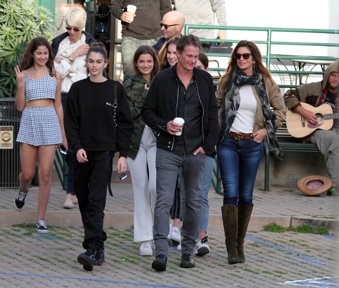 Sindi, Rendi i Kaja Gerber