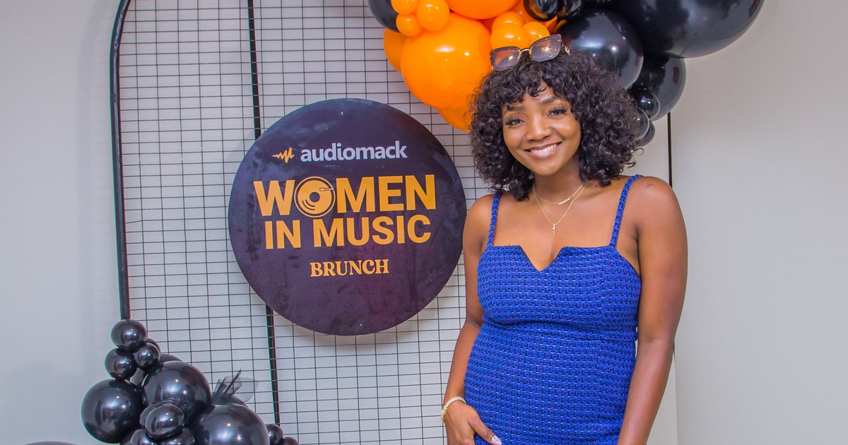 Simi becomes first female artiste in Africa to hit 100 million plays on Audiomack - Vimarsana News