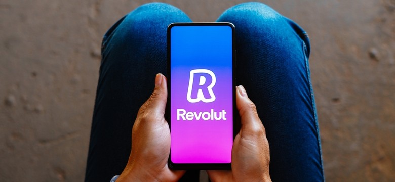 Revolut i mPay ukarani przez UOKiK. Konsumenci odzyskają pieniądze