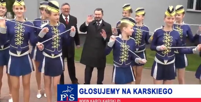 Politycy bawią się przy disco polo