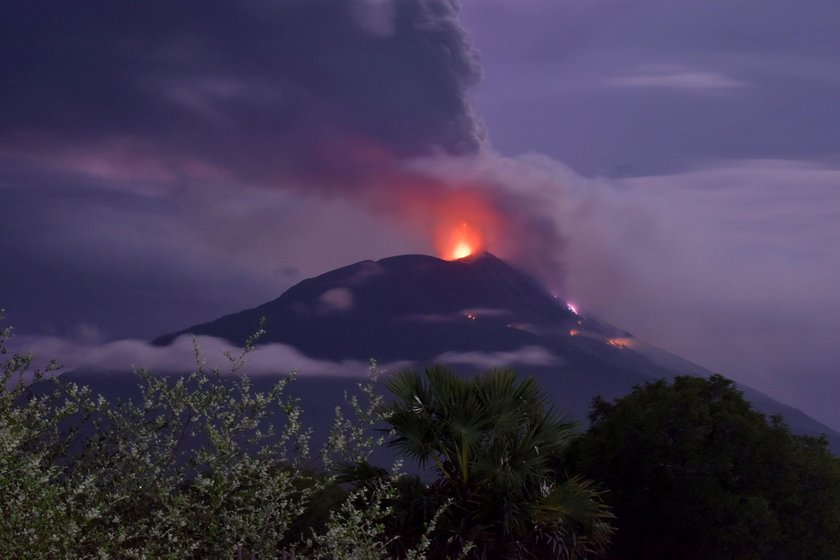 An eruption of Mount Ile Lewotolok