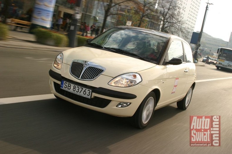 Lancia Ypsilon