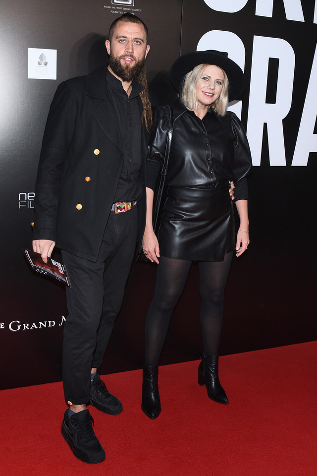 Maria Sadowska z mężem na premierze filmu "Ukryta gra"